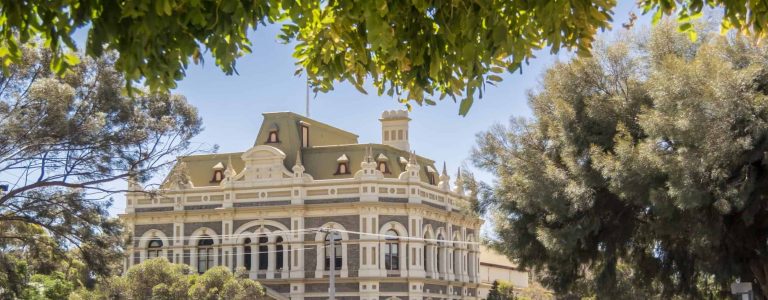 Broken Hill, frontier mining town in NSW