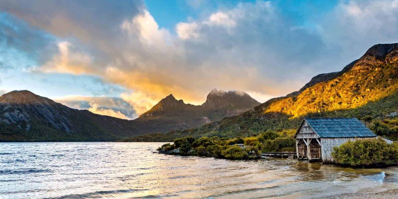 Dove Lake Cradle Mountain Tasmania